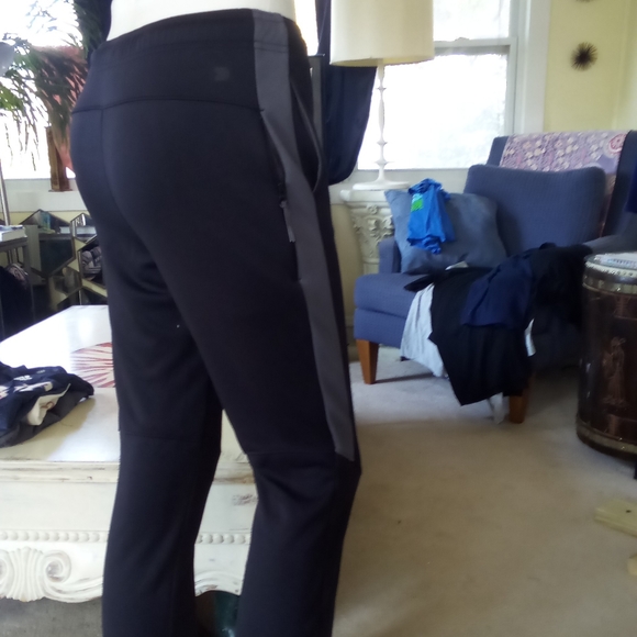All in Motion jogging pants - Picture 6 of 9